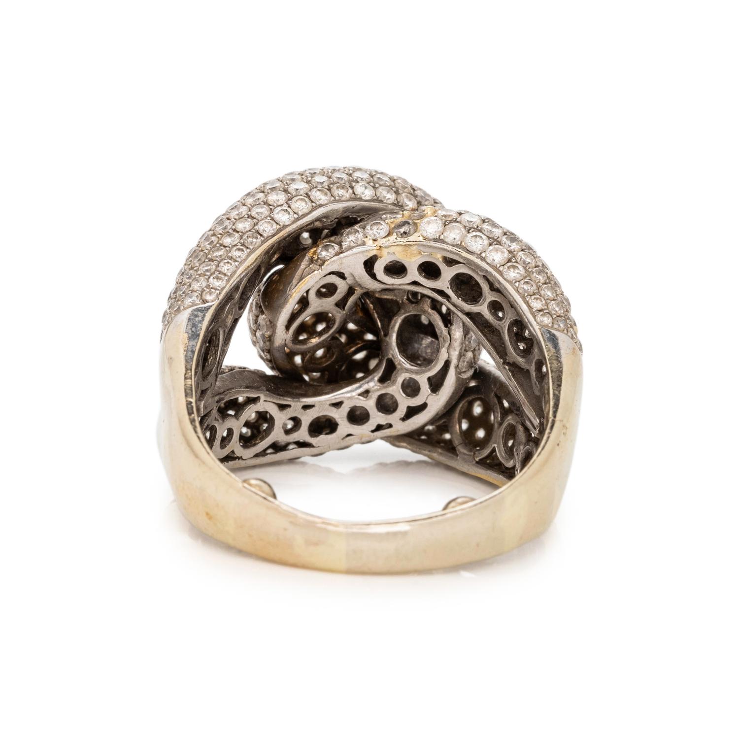 BICOLOR GOLD AND PAVE DIAMOND KNOT RING