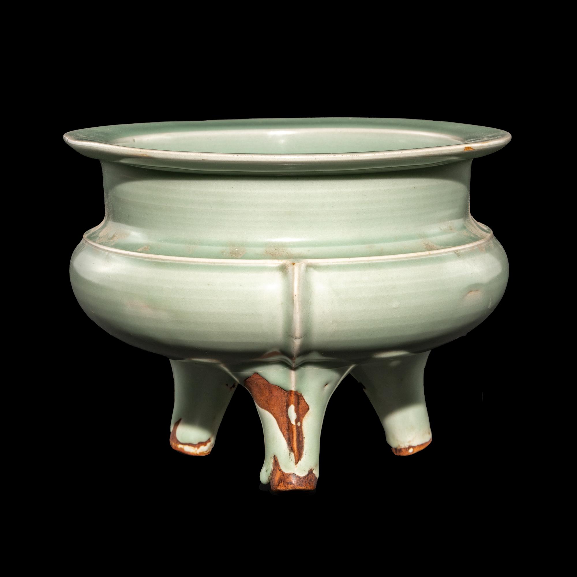 A Chinese Longquan Celadon Glazed Tripod Censer