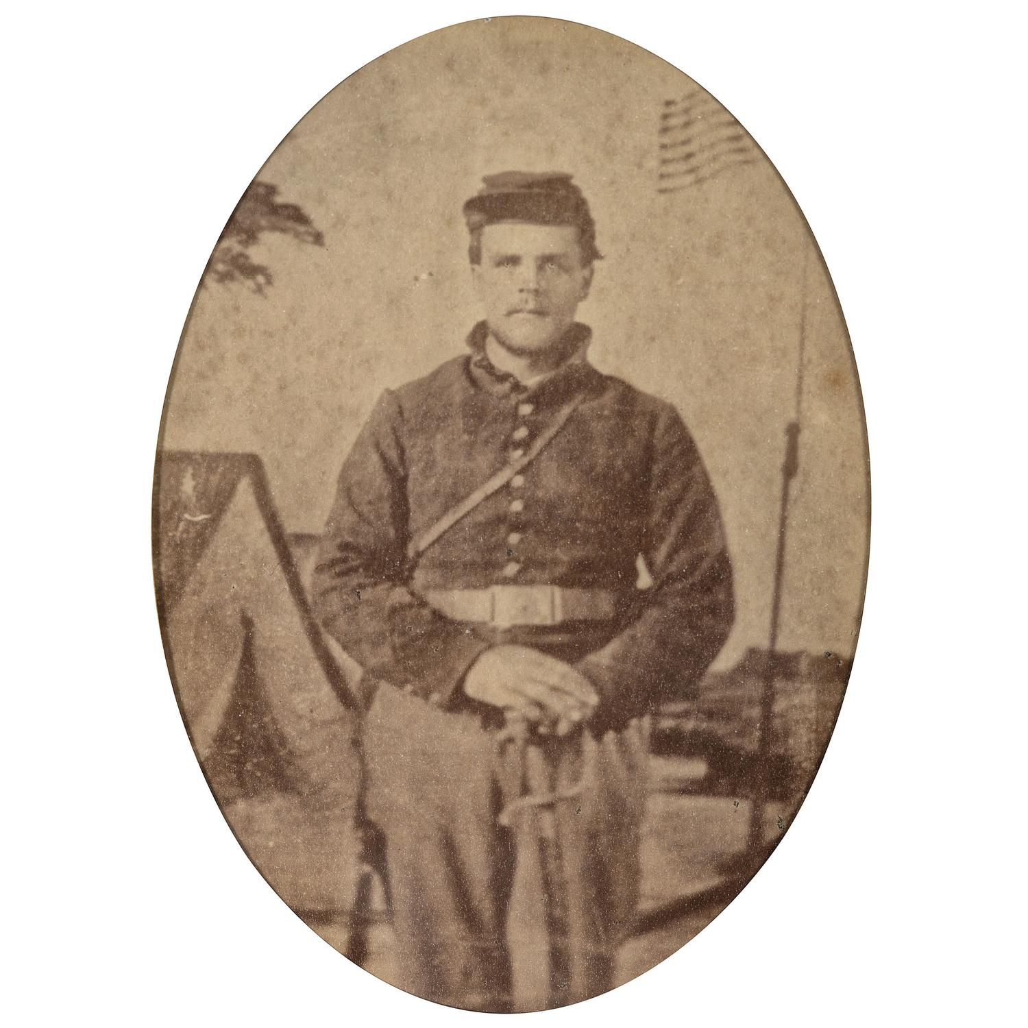 [CIVIL WAR]. Albumen photograph of Union artilleryman with sword. N.p.: n.p., [1860s].
