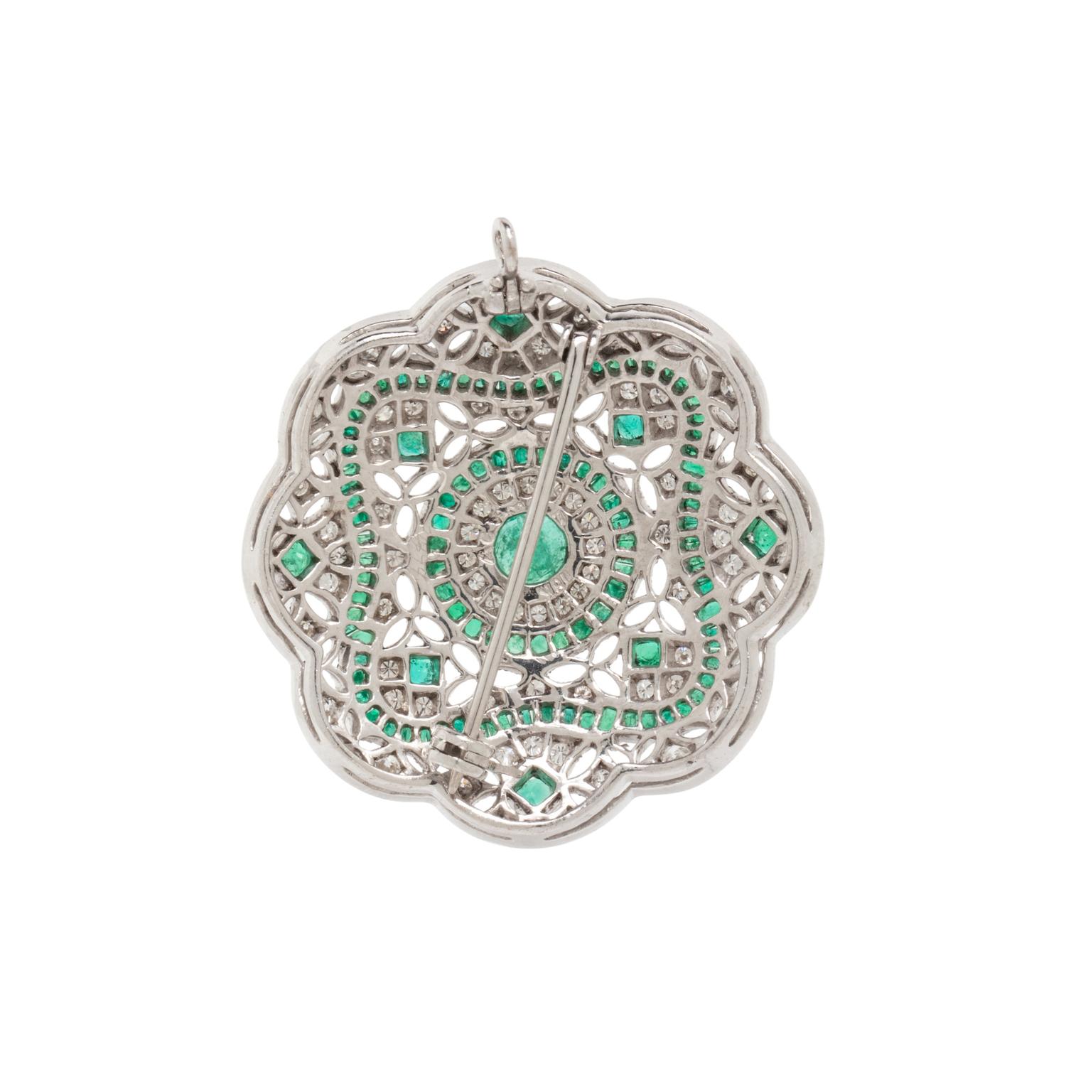WHITE GOLD, EMERALD, AND DIAMOND BROOCH/PENDANT