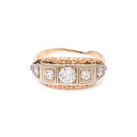DIAMOND RING