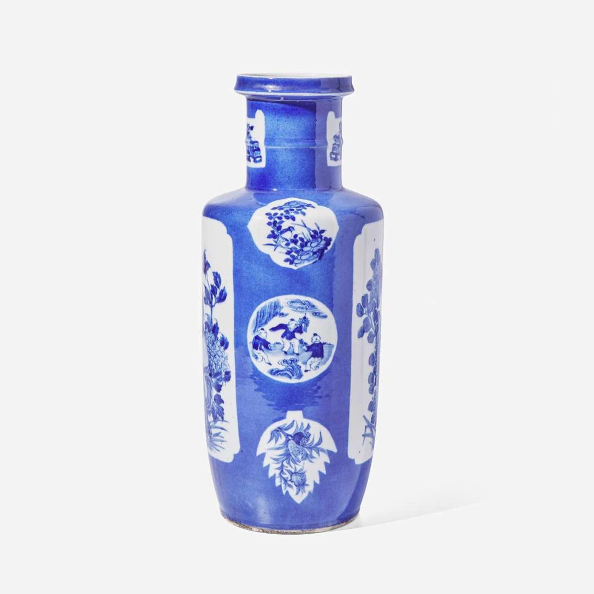A Chinese blue and white rouleau vase 青花棒槌瓶 Late 19th/early 20th century ???????????