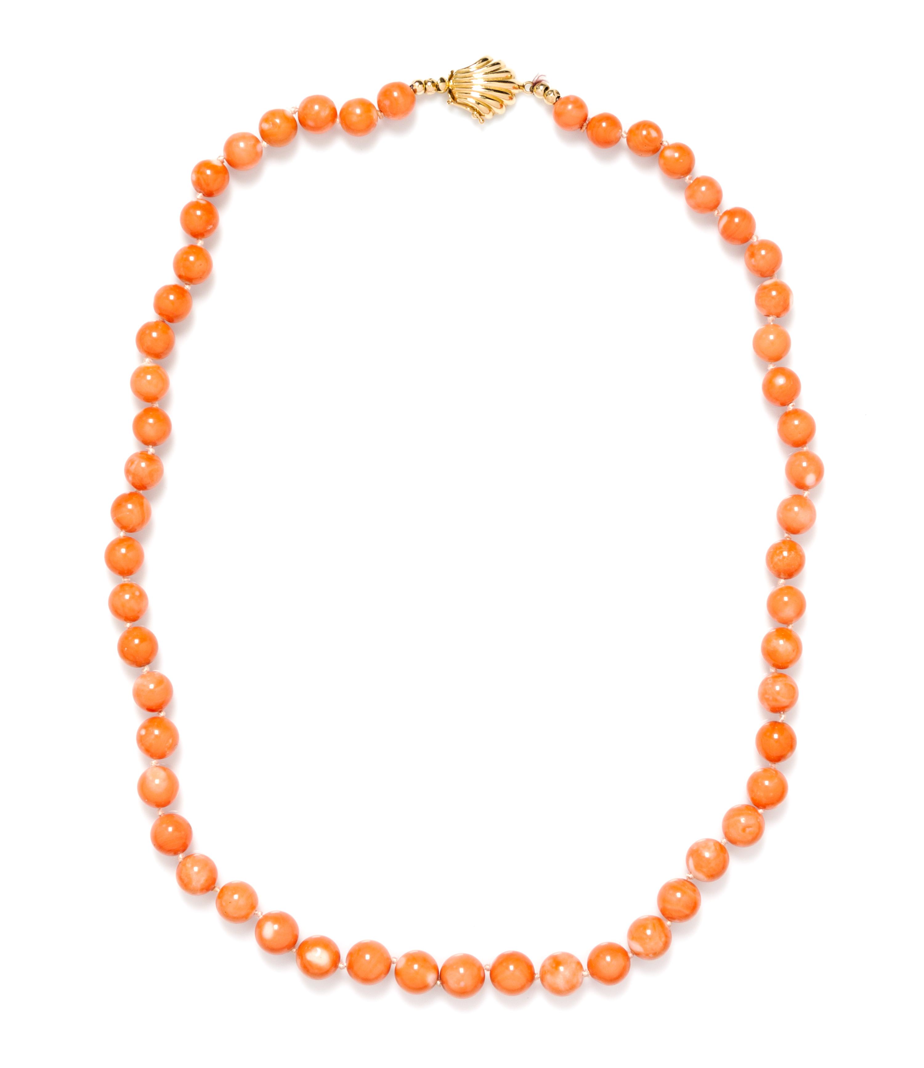 An 18 Karat Yellow Gold and Graduated Coral Bead Necklace,