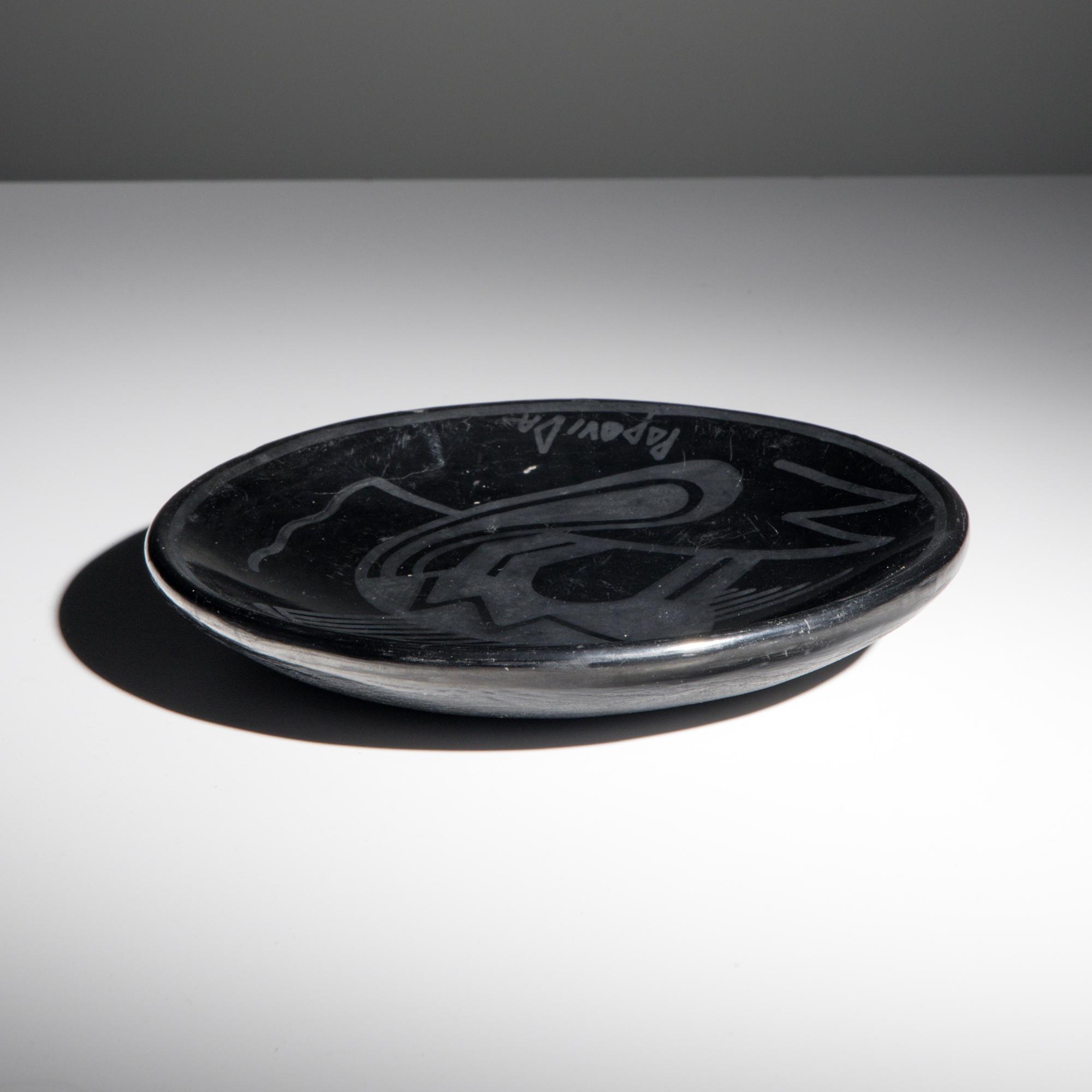Maria and Santana Martinez (San Ildefonso, 1887-1980 / 1909-2002) — Blackware Plate, Painted by Popovi Da