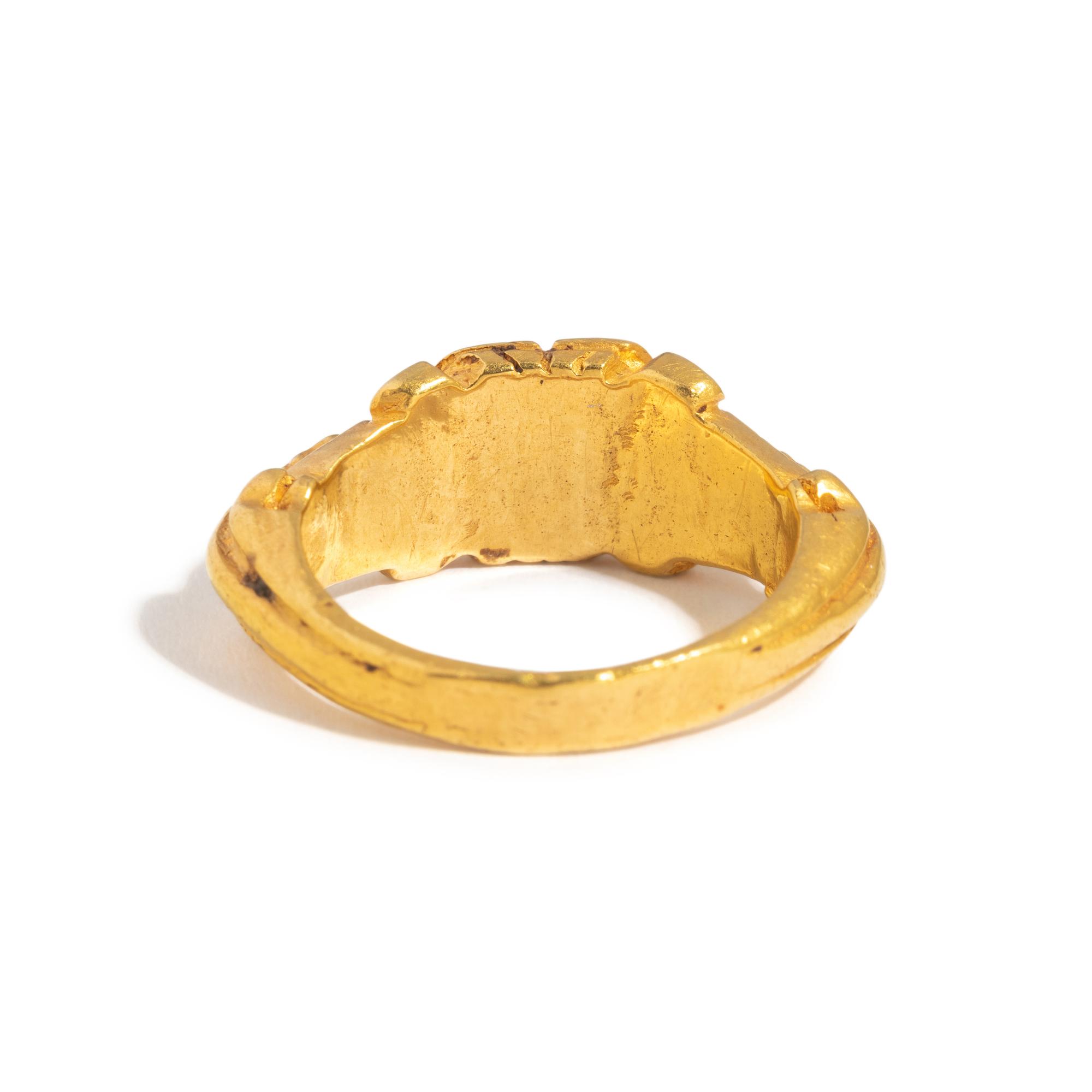 A Roman Gold Finger Ring