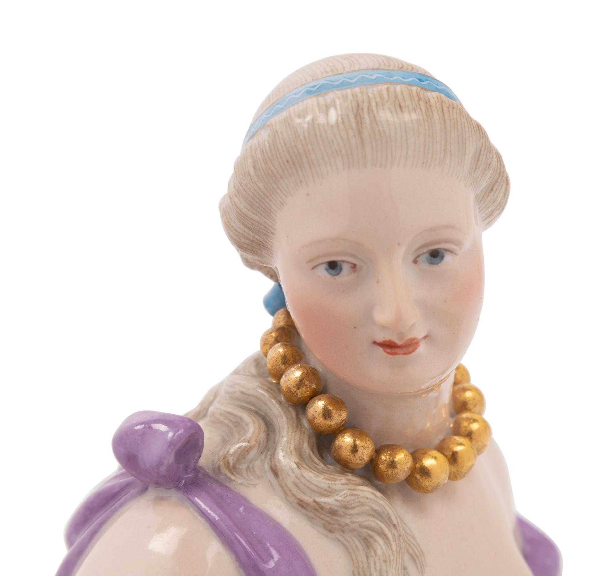 A Meissen Porcelain Sweetmeat Dish