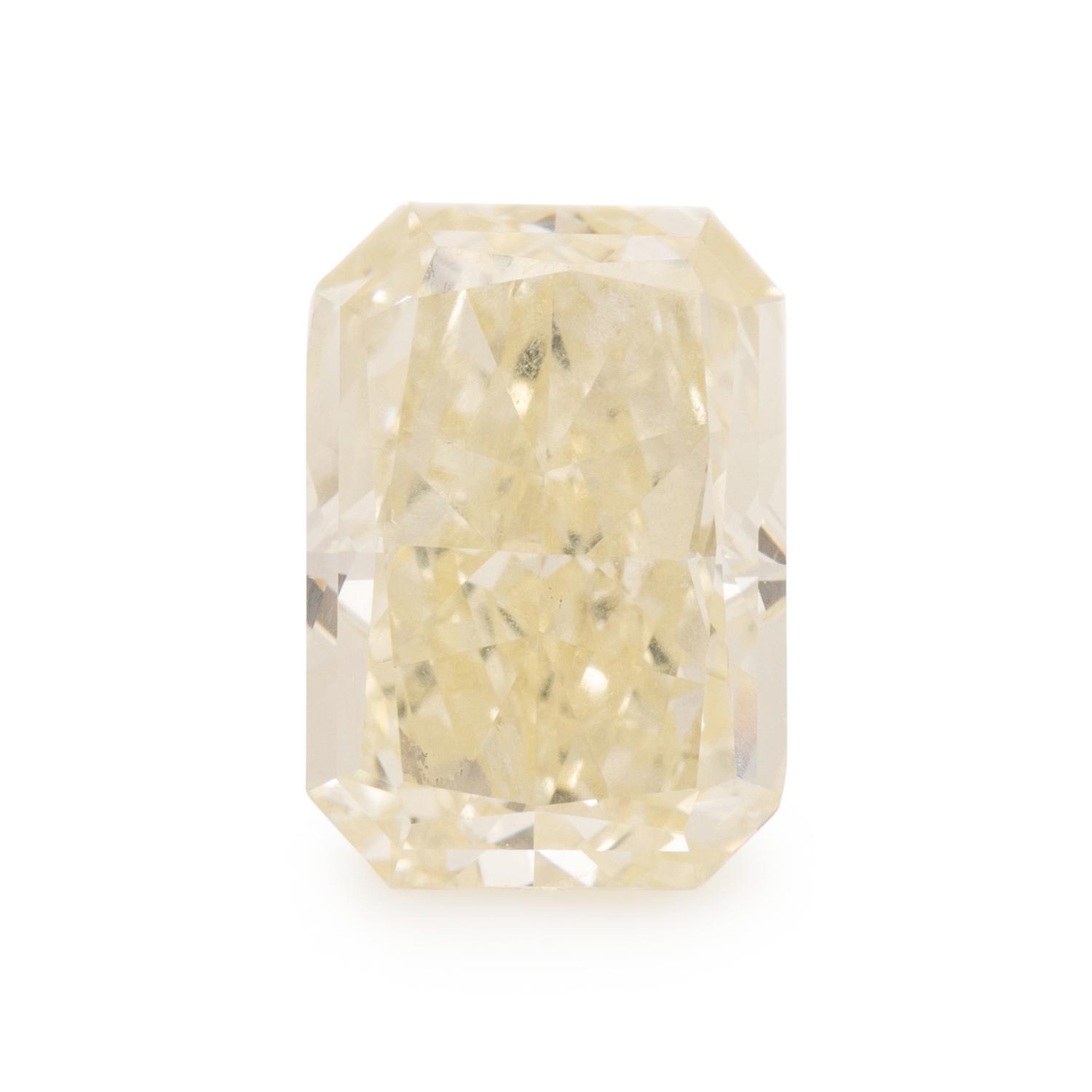 4.62 CARAT RADIANT CUT DIAMOND