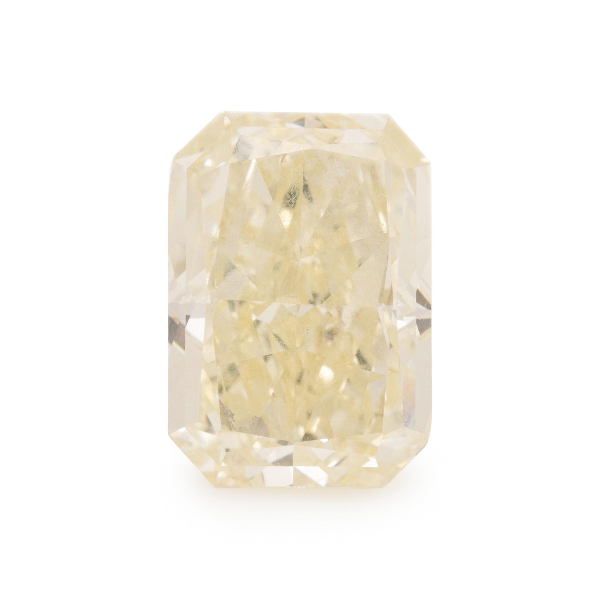 4.62 CARAT RADIANT CUT DIAMOND