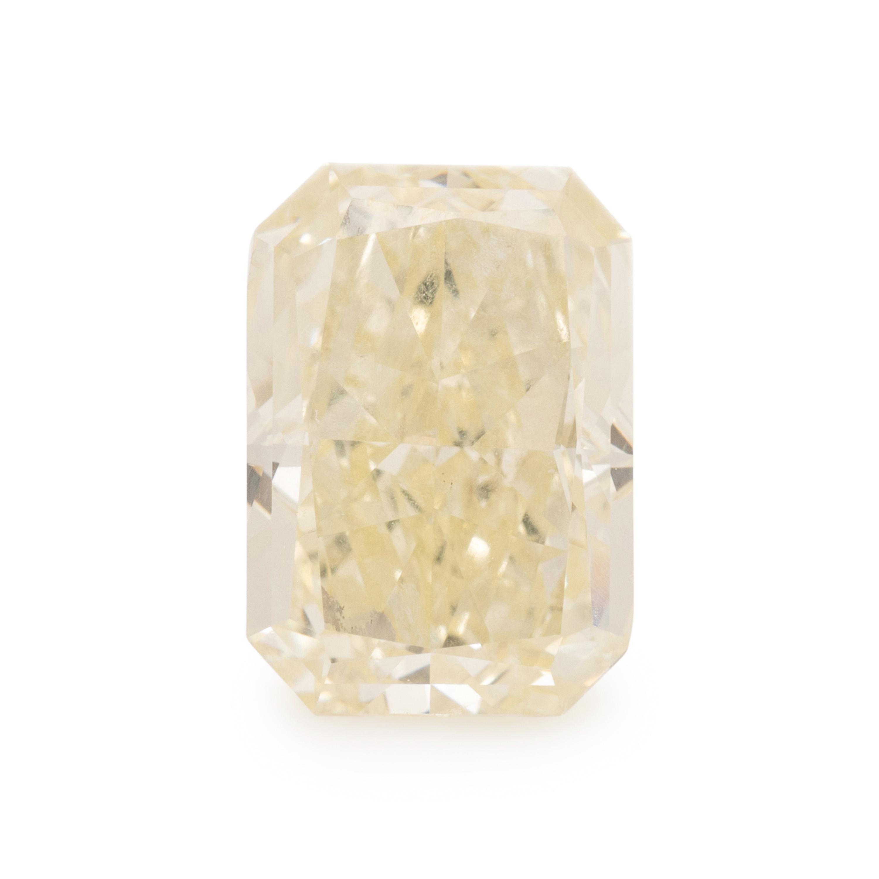 4.62 CARAT RADIANT CUT DIAMOND