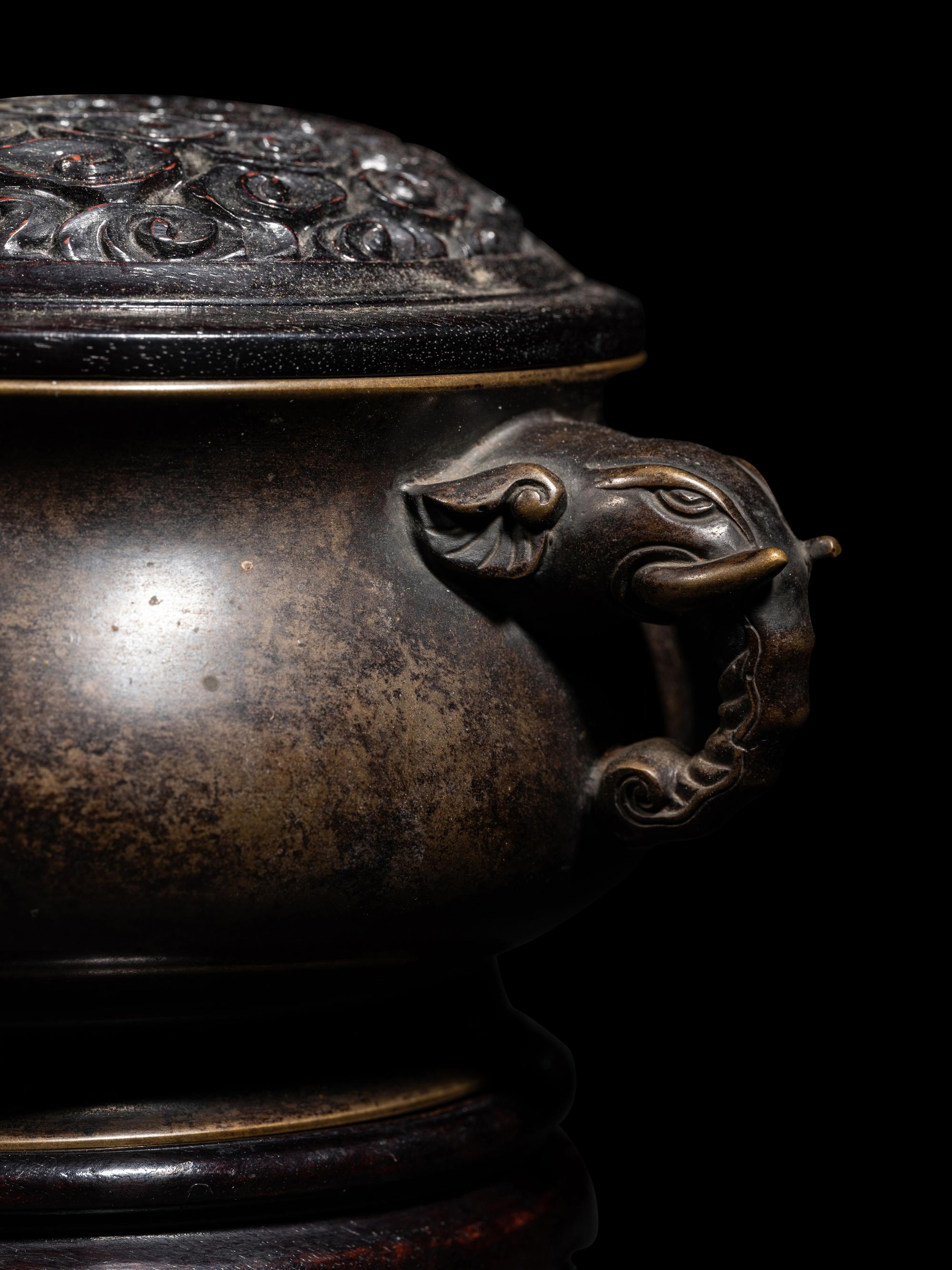 A Chinese Bronze Incense Burner