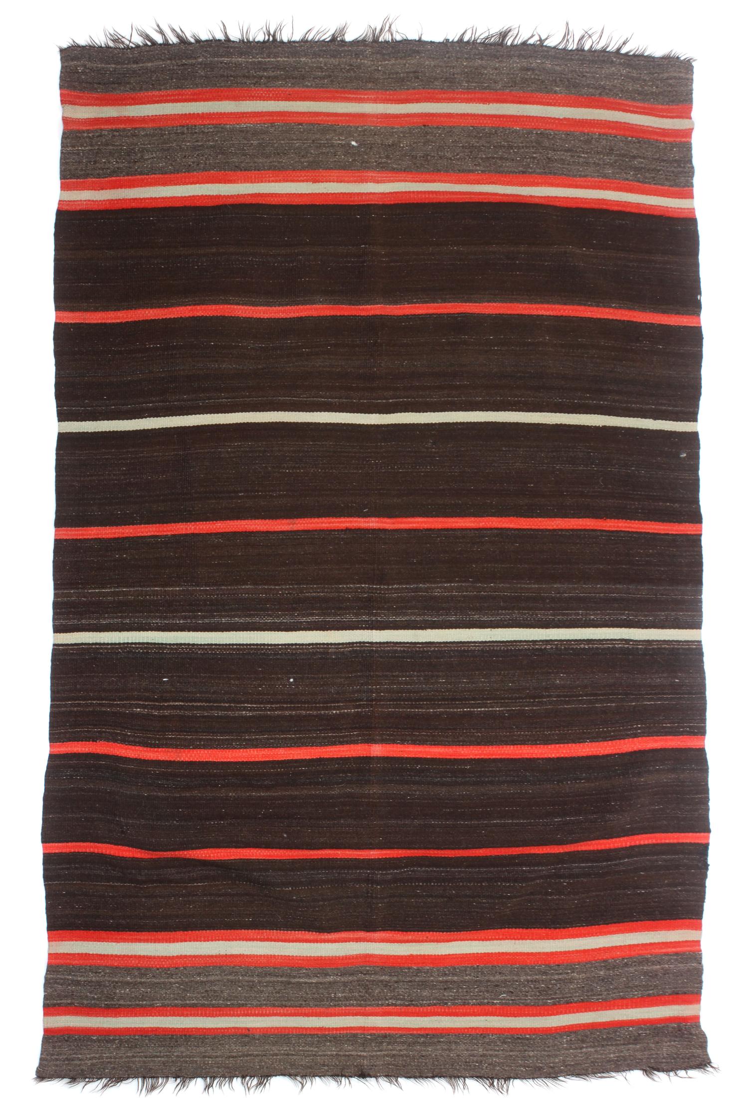 A Rio Grande Blanket 86 3/4 x 52 3/4 inches. — LATE 19TH CENTURY