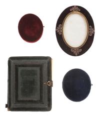 [EARLY PHOTOGRAPHY]. 21 assorted velvet image cases.