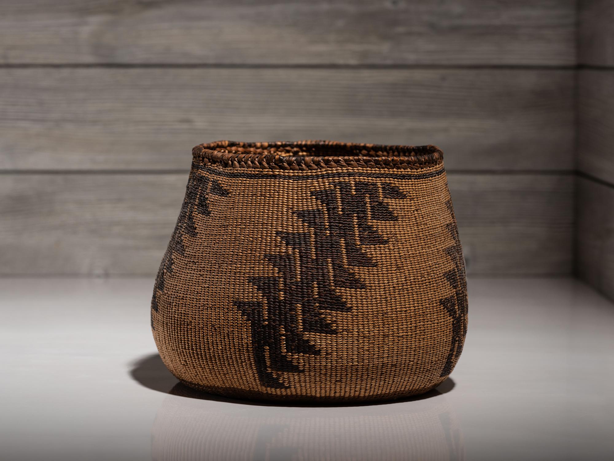 Northern California Basket, Karok
