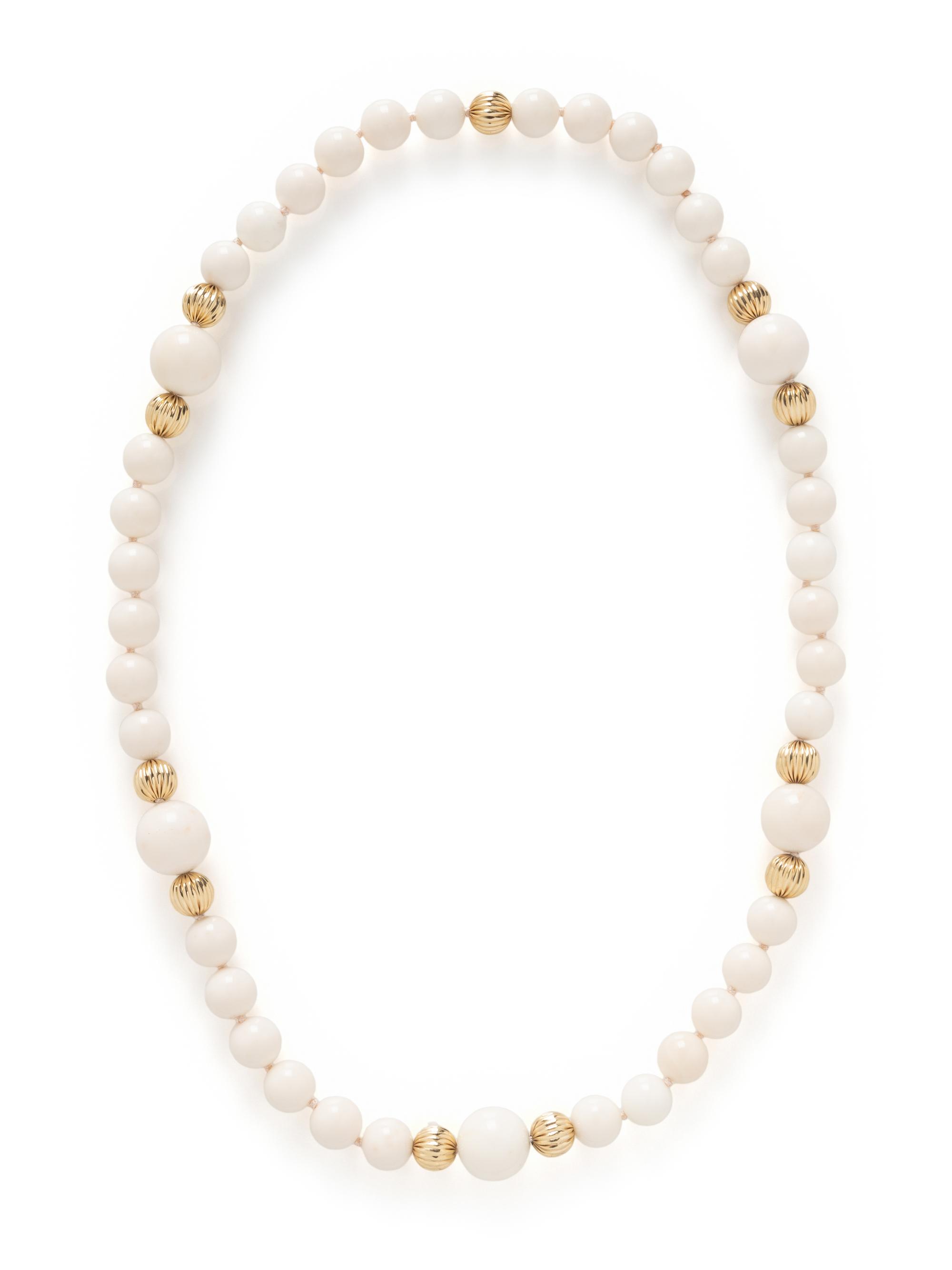 CORAL AND YELLOW GOLD BEAD NECKLACE