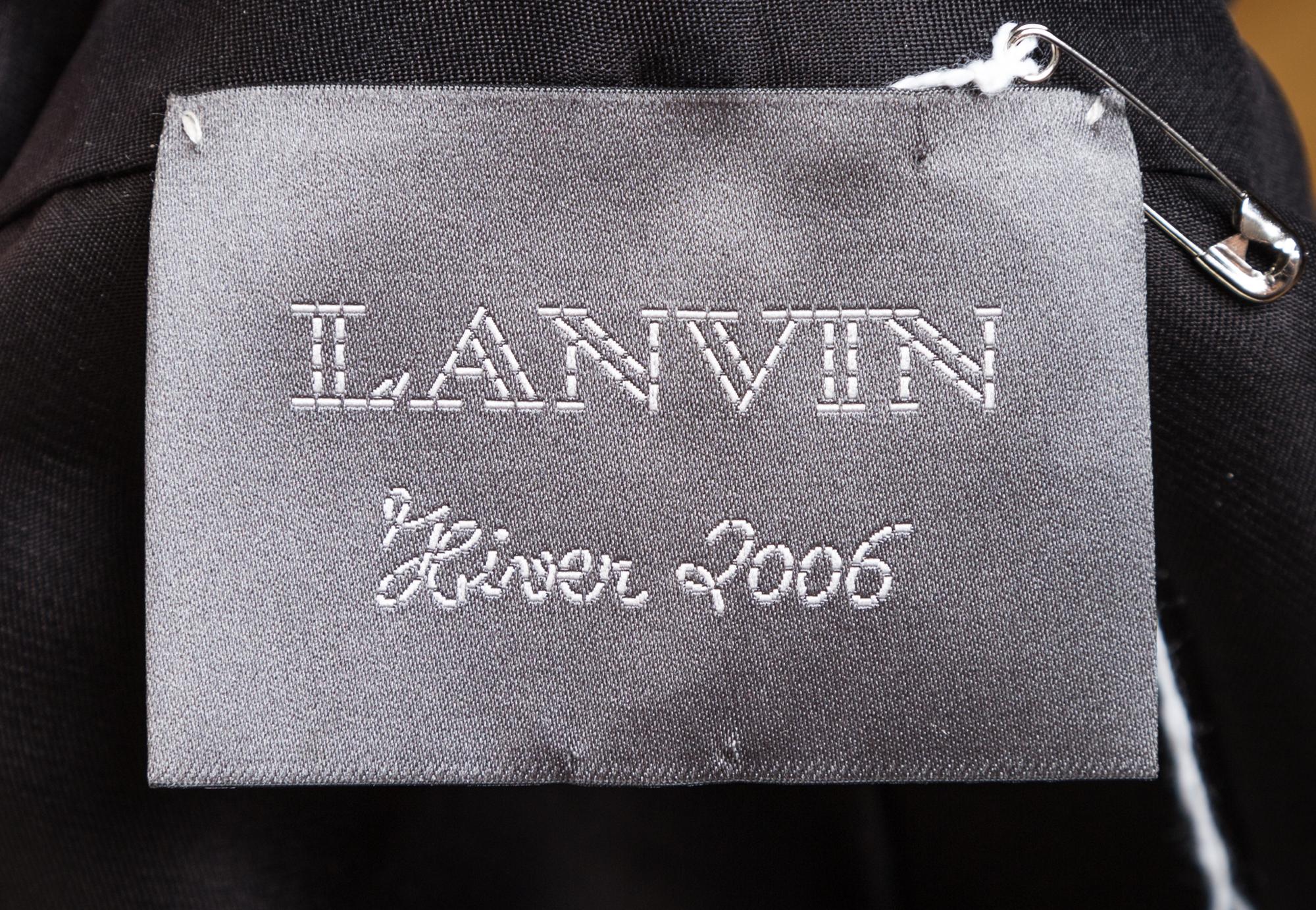 A Lanvin Black Silk Evening Coat, Size 40.