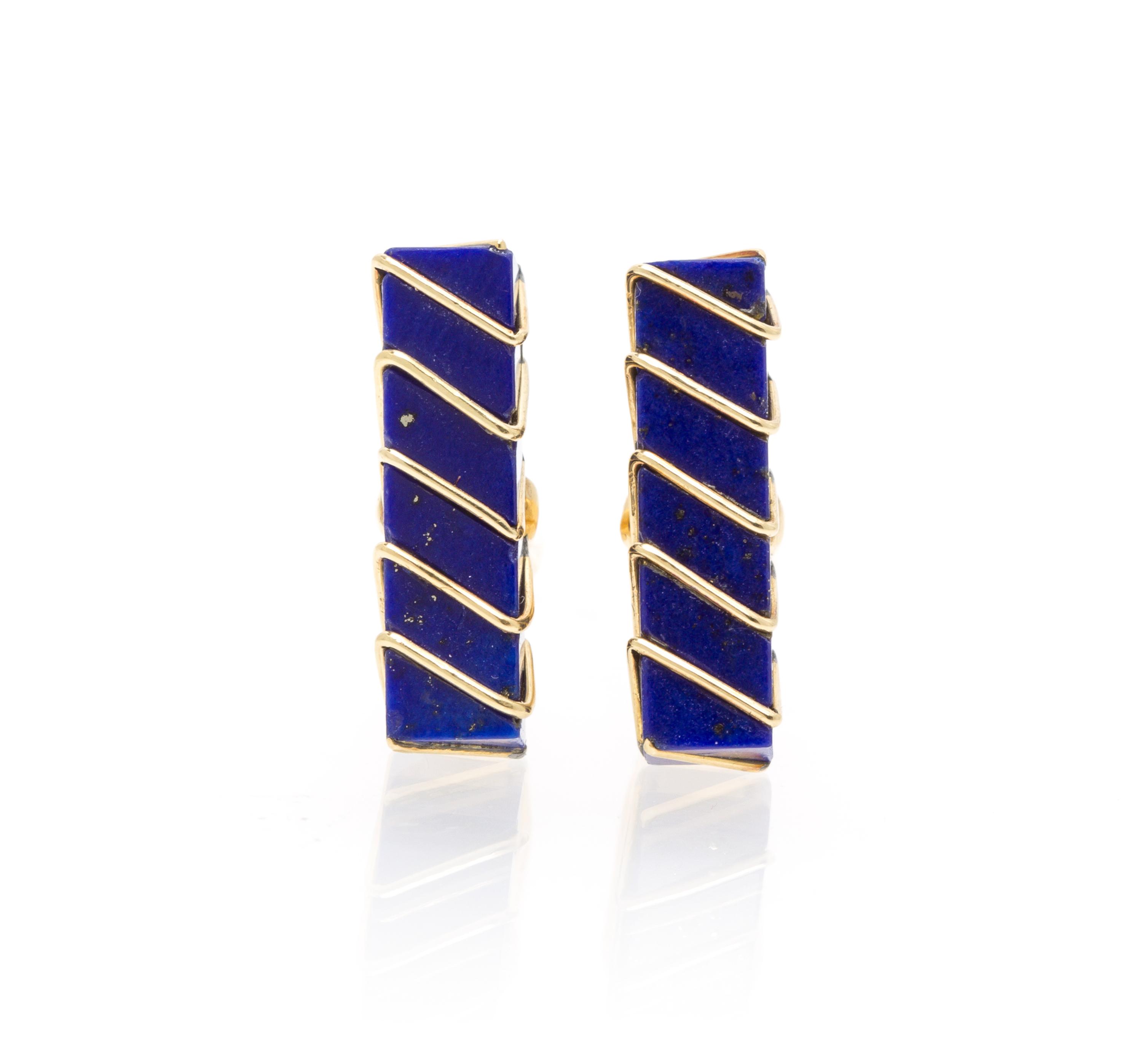 A Pair of 18 Karat Yellow Gold and Lapis Lazuli Cufflinks, Tiffany & Co., 8.20 dwts.