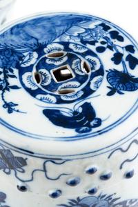 Two Pairs of Chinese Blue and White Porcelain Wares