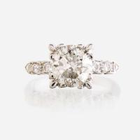 A diamond solitaire