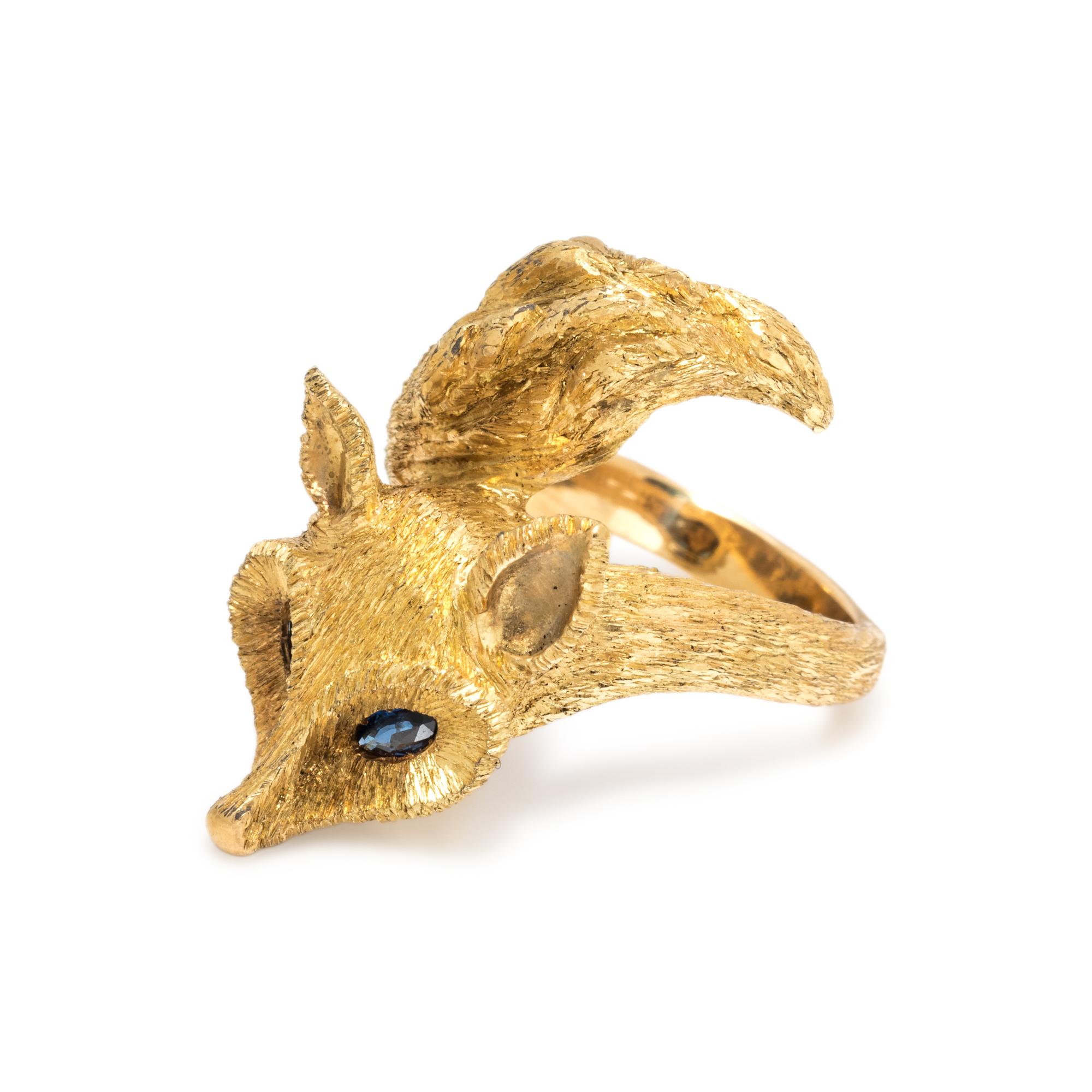 YELLOW GOLD AND SAPPHIRE FOX RING