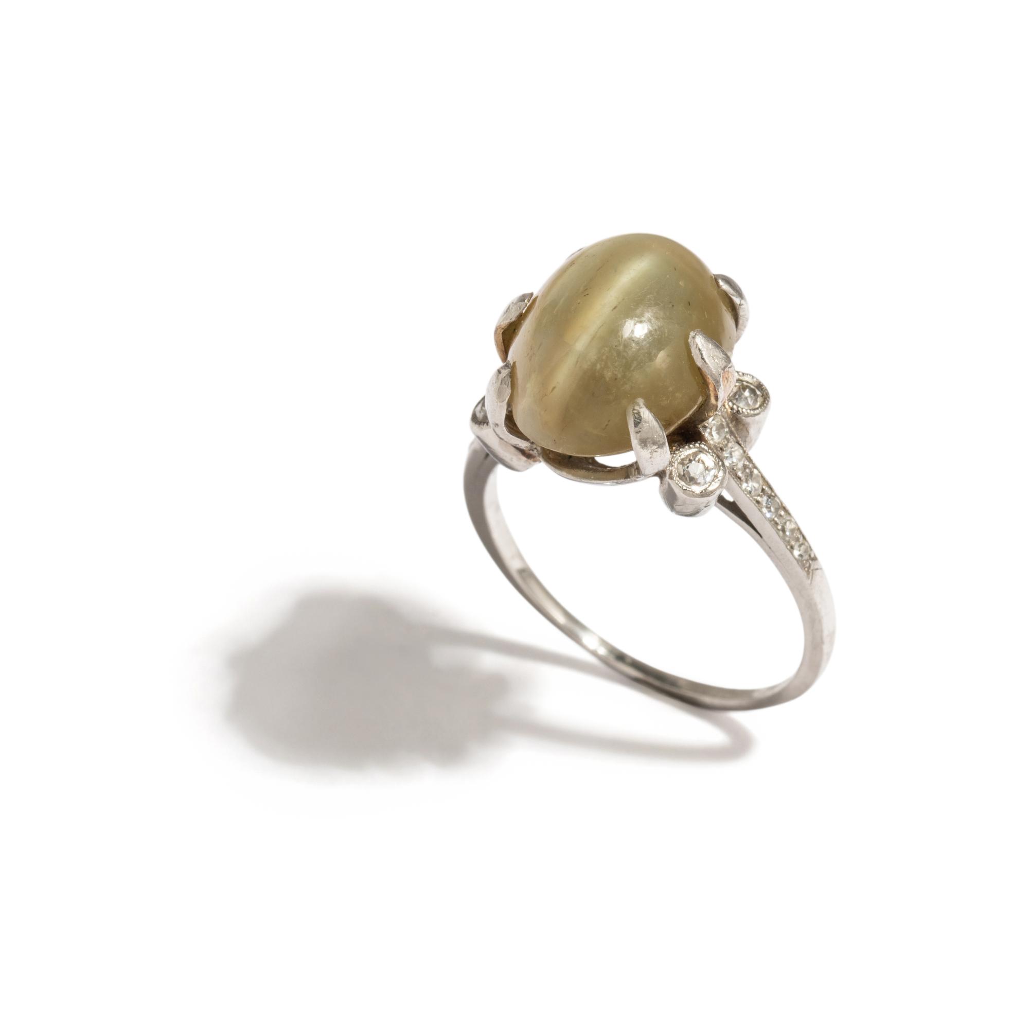 CAT'S EYE CHRYSOBERYL AND DIAMOND RING