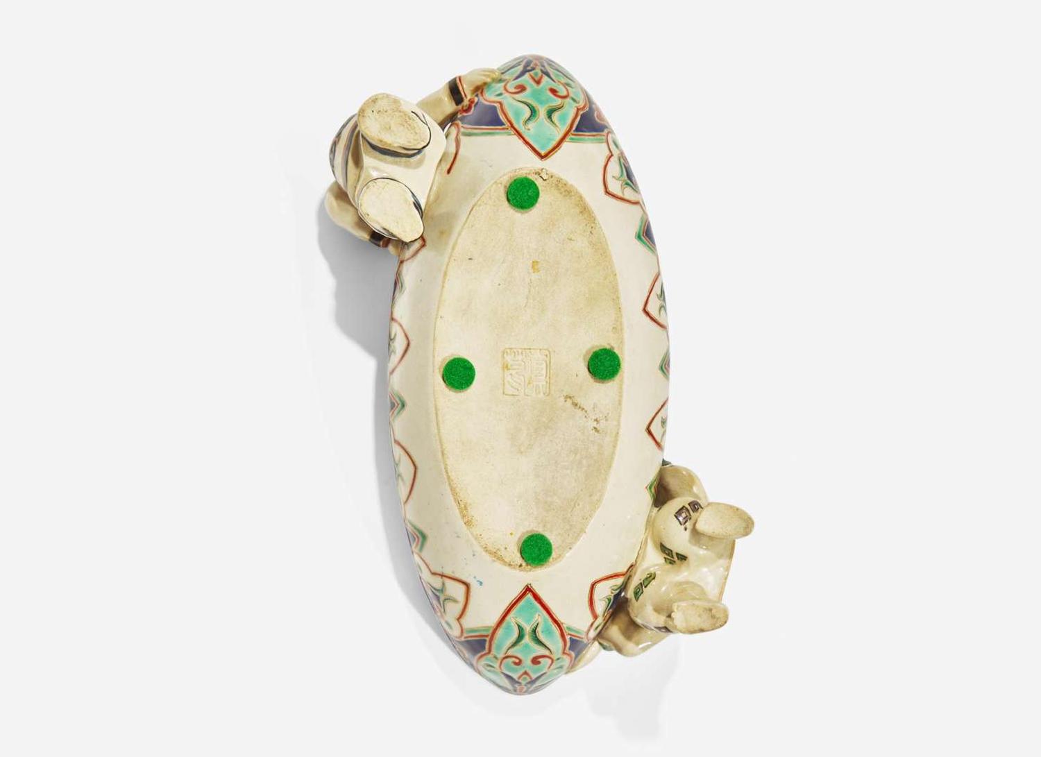 An unusual enameled pottery boat-shaped vessel, Makuzu Kozan, Meiji period 日本船型瓷 宮川香山 明治