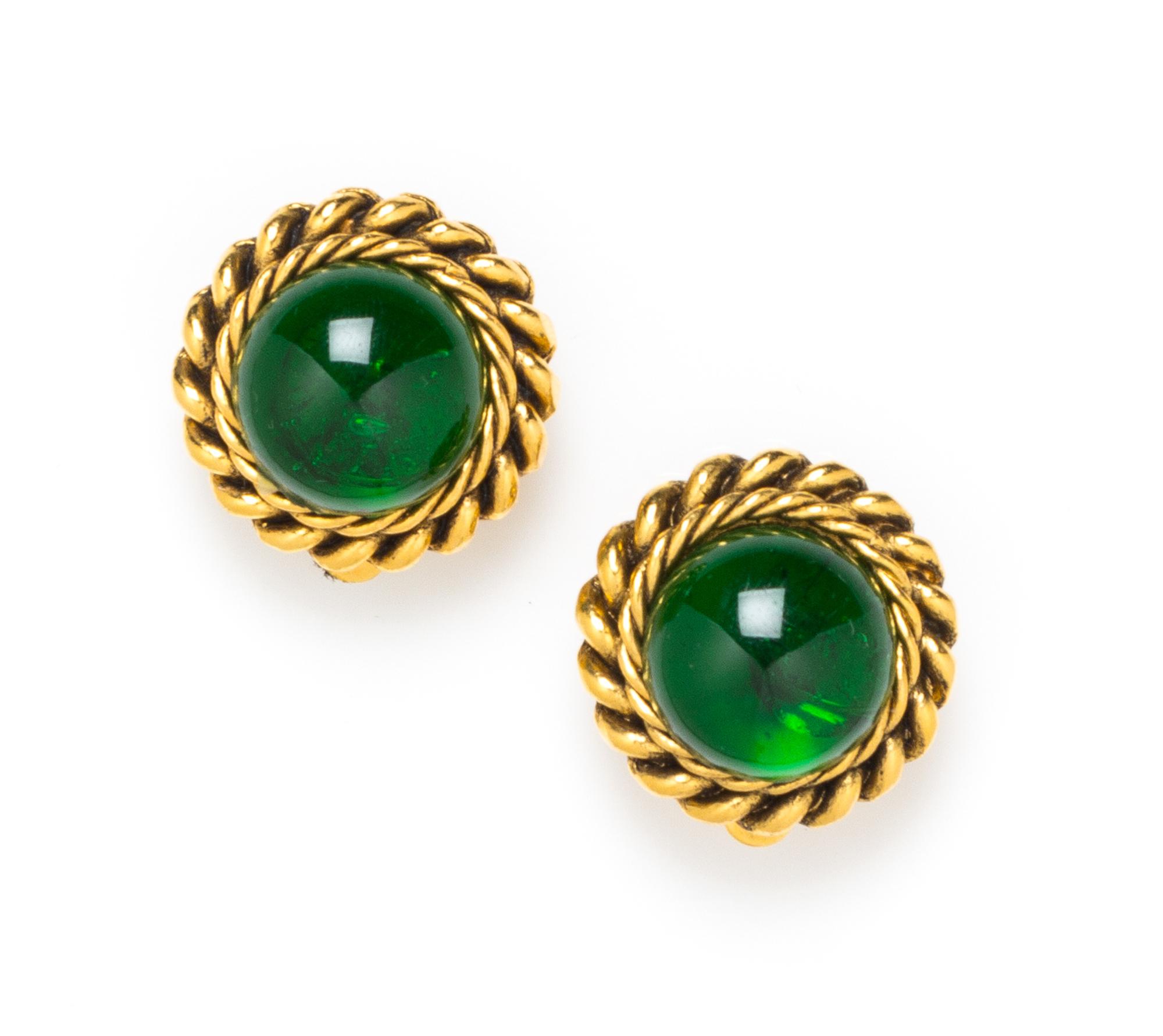 A Pair of Green Glass Earclips, 1" x 1".