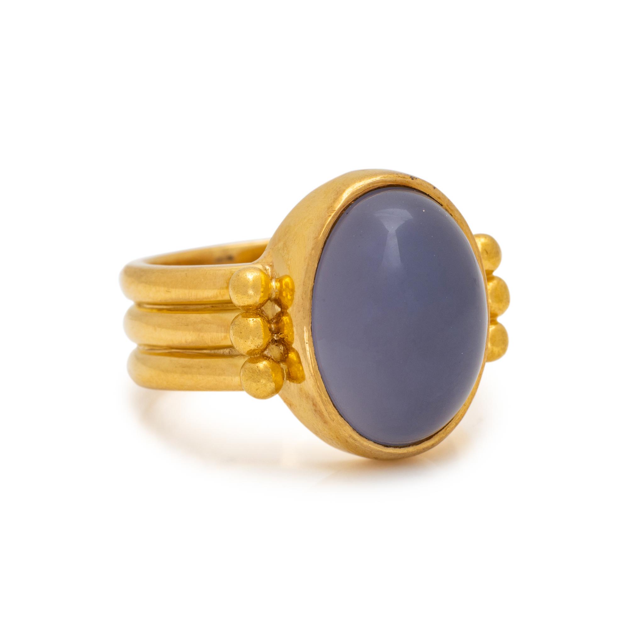 YELLOW GOLD AND CHALCEDONY RING
