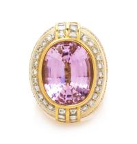 A Yellow Gold, Kunzite and Diamond Ring, 19.70 dwts.