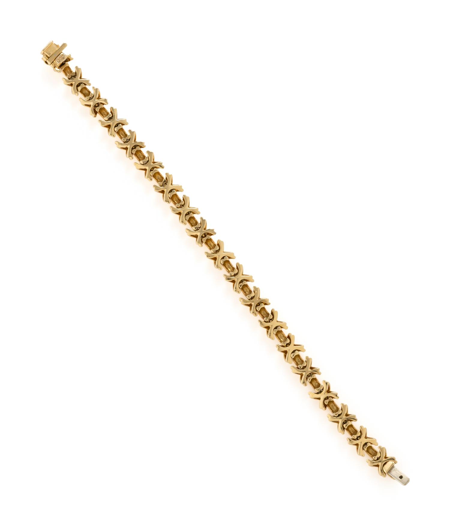 TIFFANY & CO., YELLOW GOLD 'SIGNATURE X' BRACELET