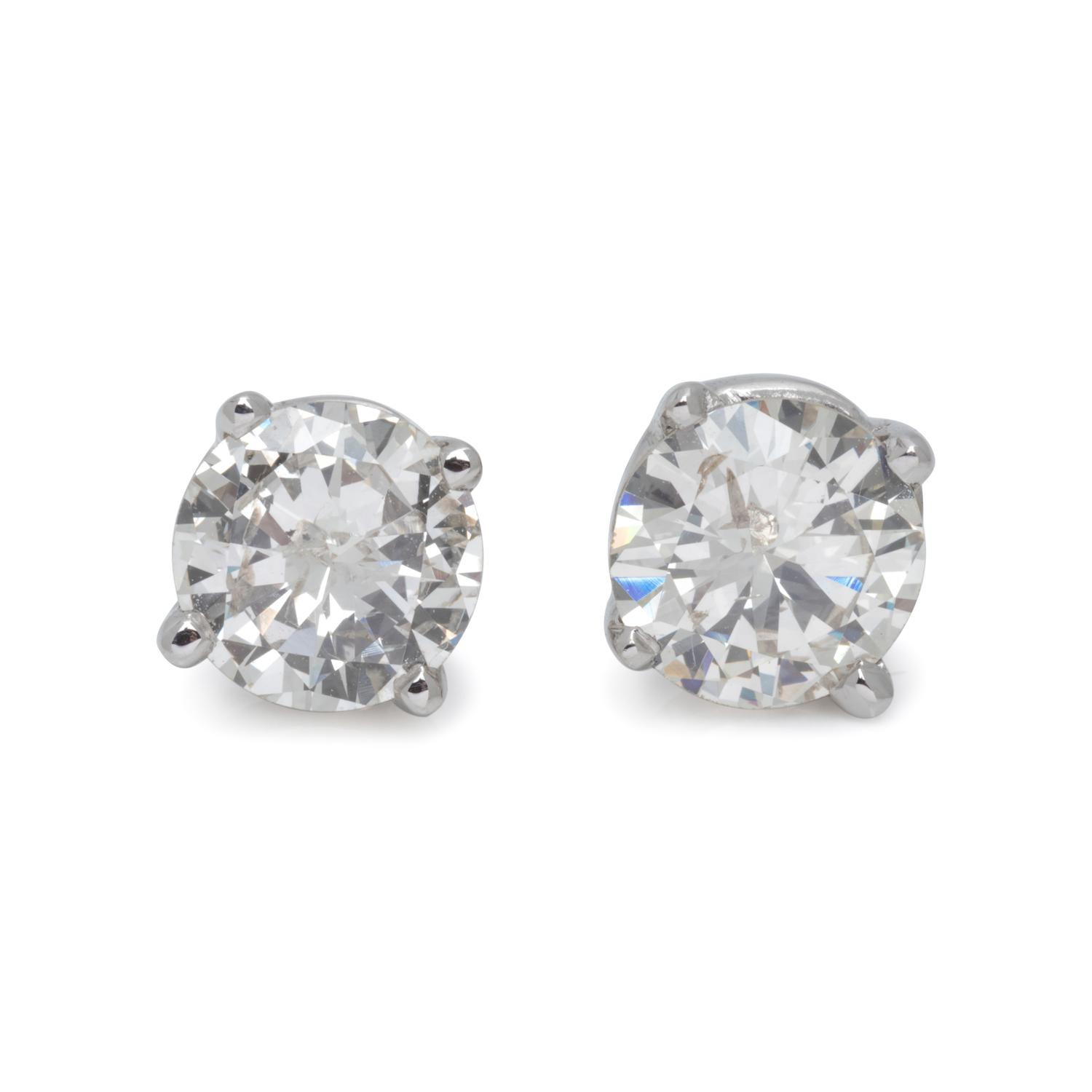 DIAMOND STUD EARRINGS