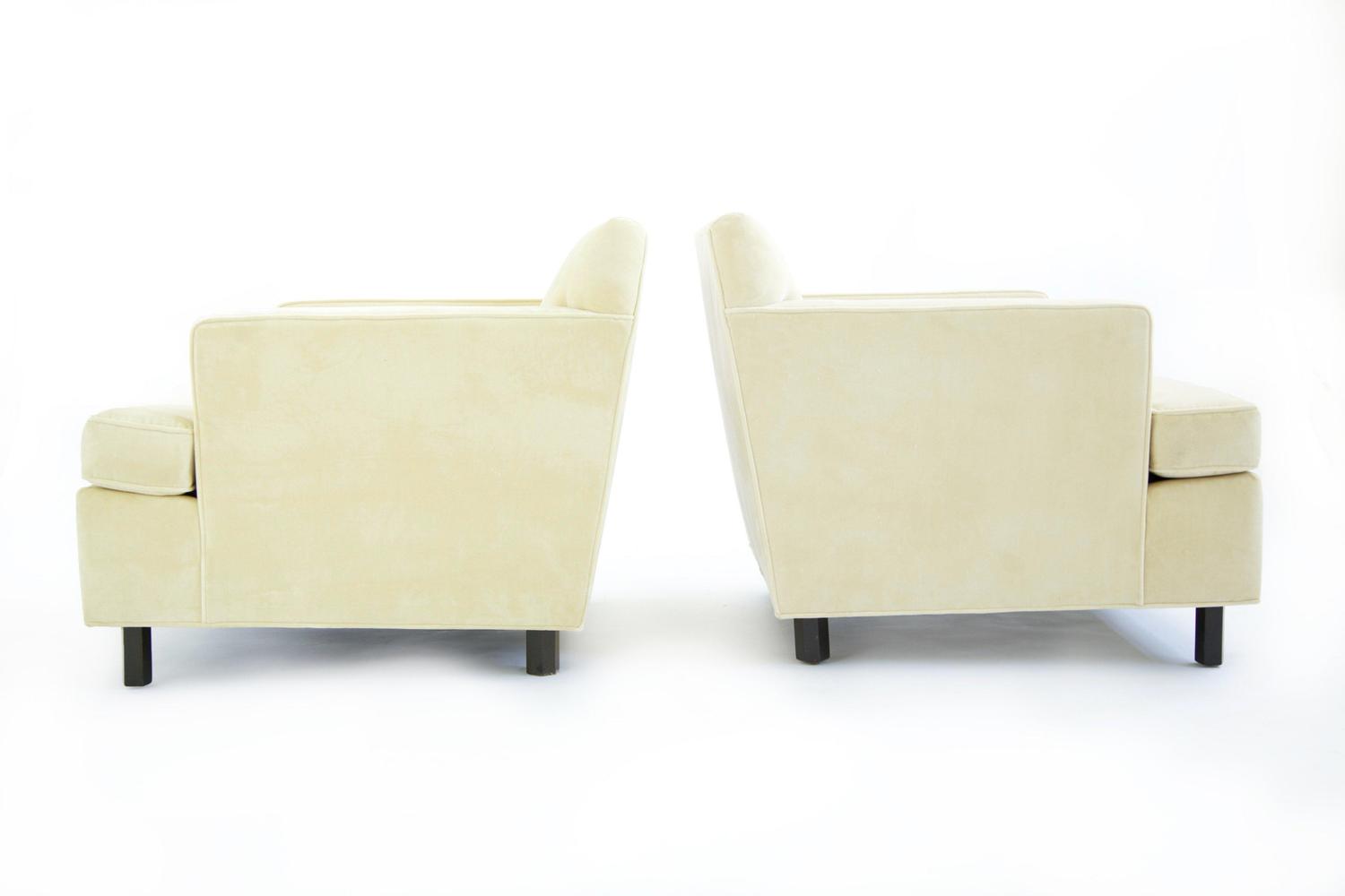 Pair of Lounge Chairs Dunbar, USA