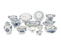 A Collection of Worcester Porcelain Articles