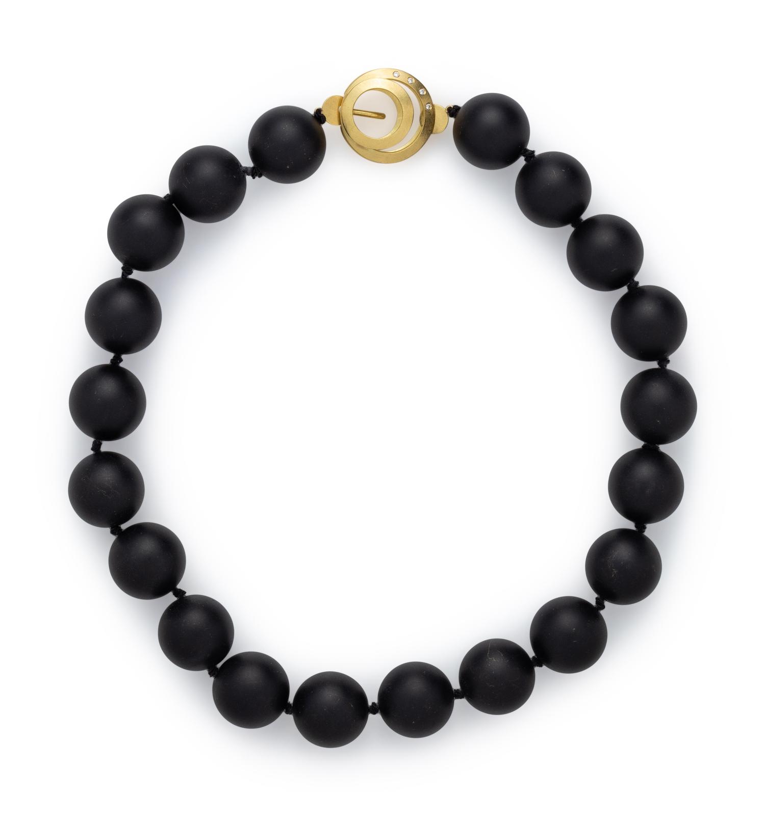 EnA, BLACK BEAD NECKLACE