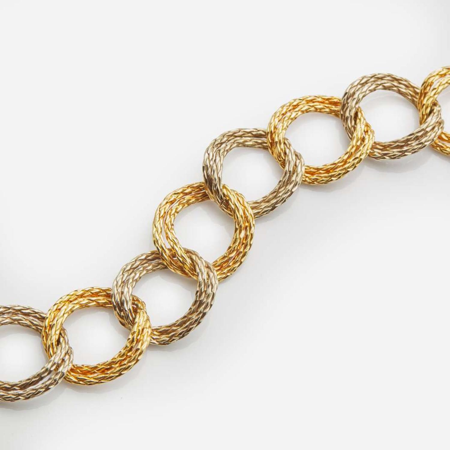 An 18K Yellow Gold Two-Tone Necklace