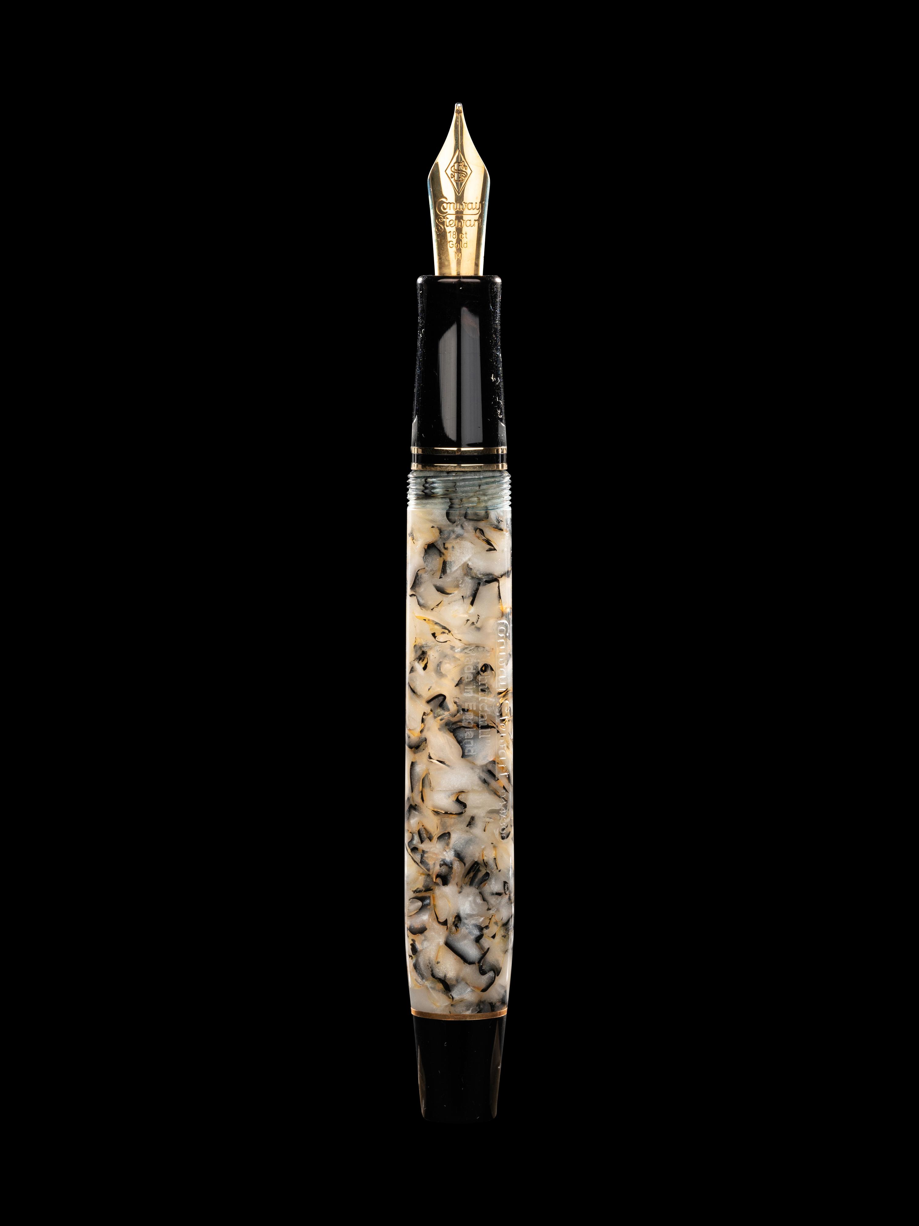 Conway Stewart: Churchill-White Tiger Limited Edition Fountain Pen and Ink Set