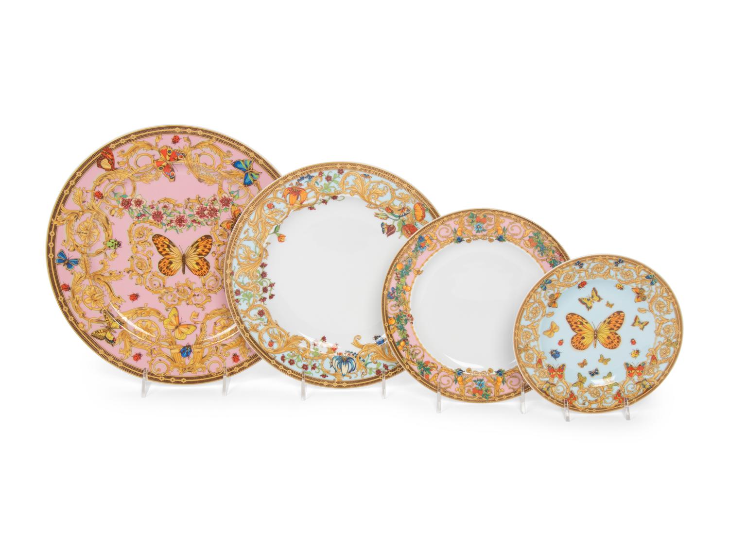 A Versace Le Jardin Porcelain Dinner Service