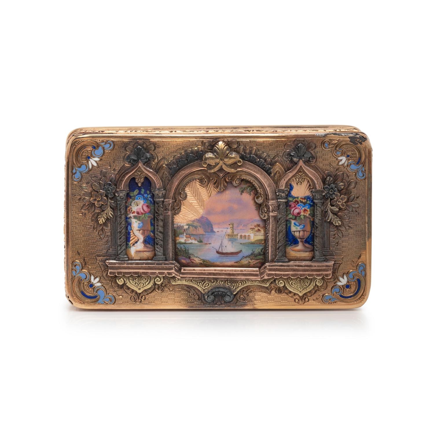 BICOLOR GOLD, SILVER, AND ENAMEL SNUFFBOX