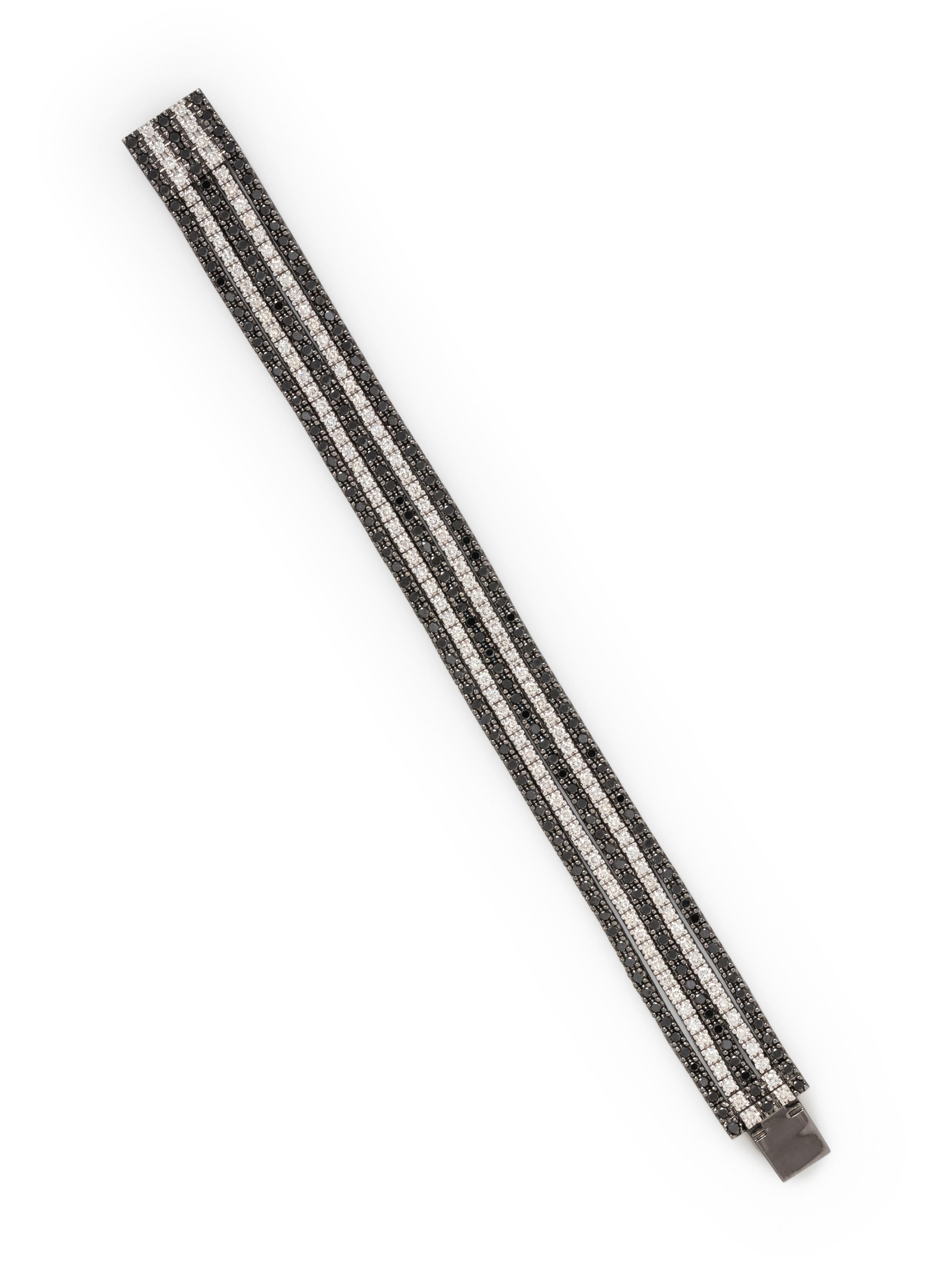 DIAMOND AND BLACK DIAMOND BRACELET