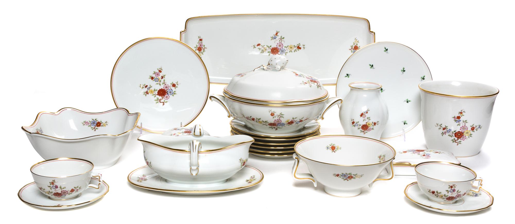 An Augarten Porcelain Dinner Service Width of widest 20 1/2 inches. — 20TH CENTURY