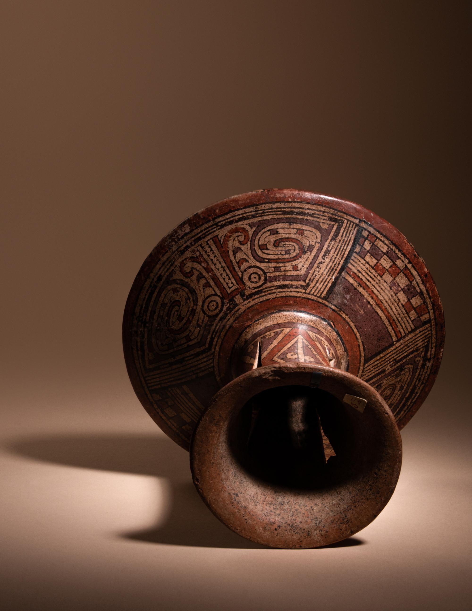 A Costa Rican Polychrome Pedestal Plate ( frutera )