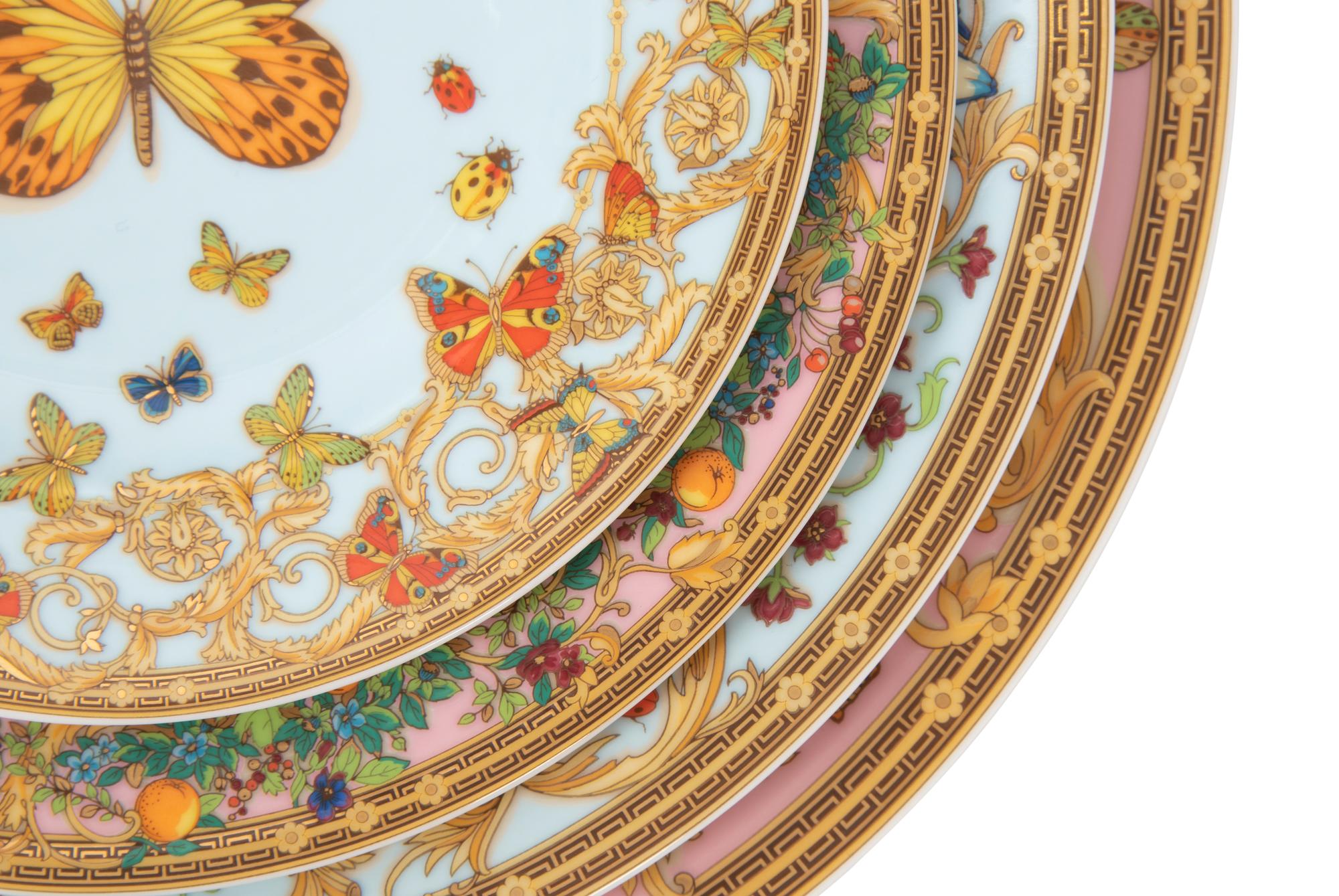 A Versace Le Jardin Porcelain Dinner Service
