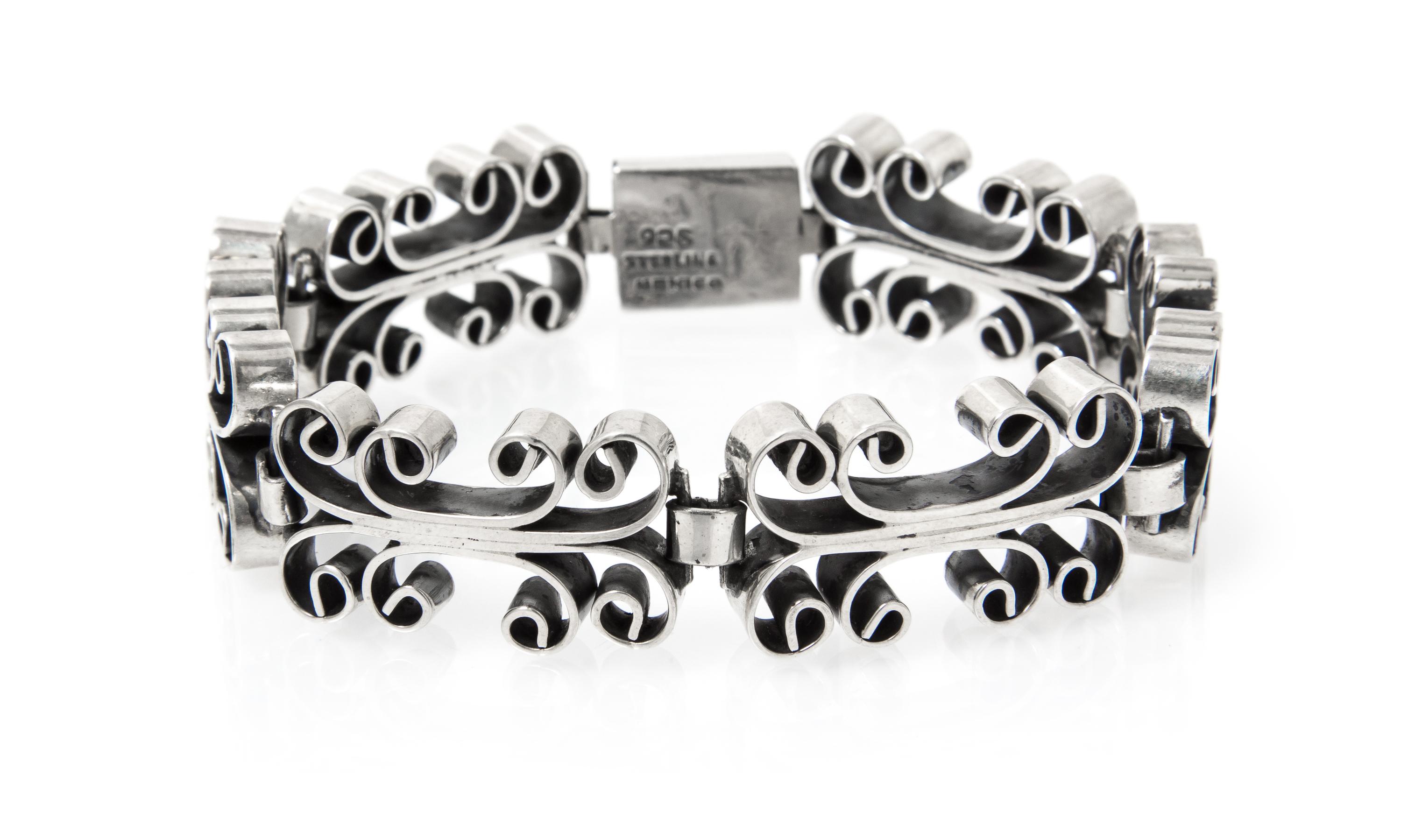 A Sterling Silver Bracelet, Mexico, 40.10 dwts.