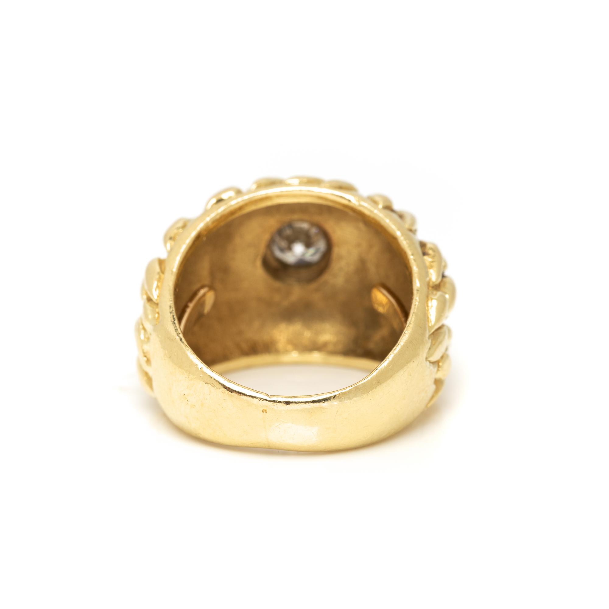 YELLOW GOLD AND DIAMOND RING