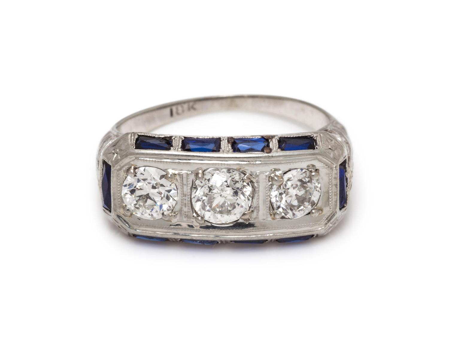 DIAMOND AND SAPPHIRE RING