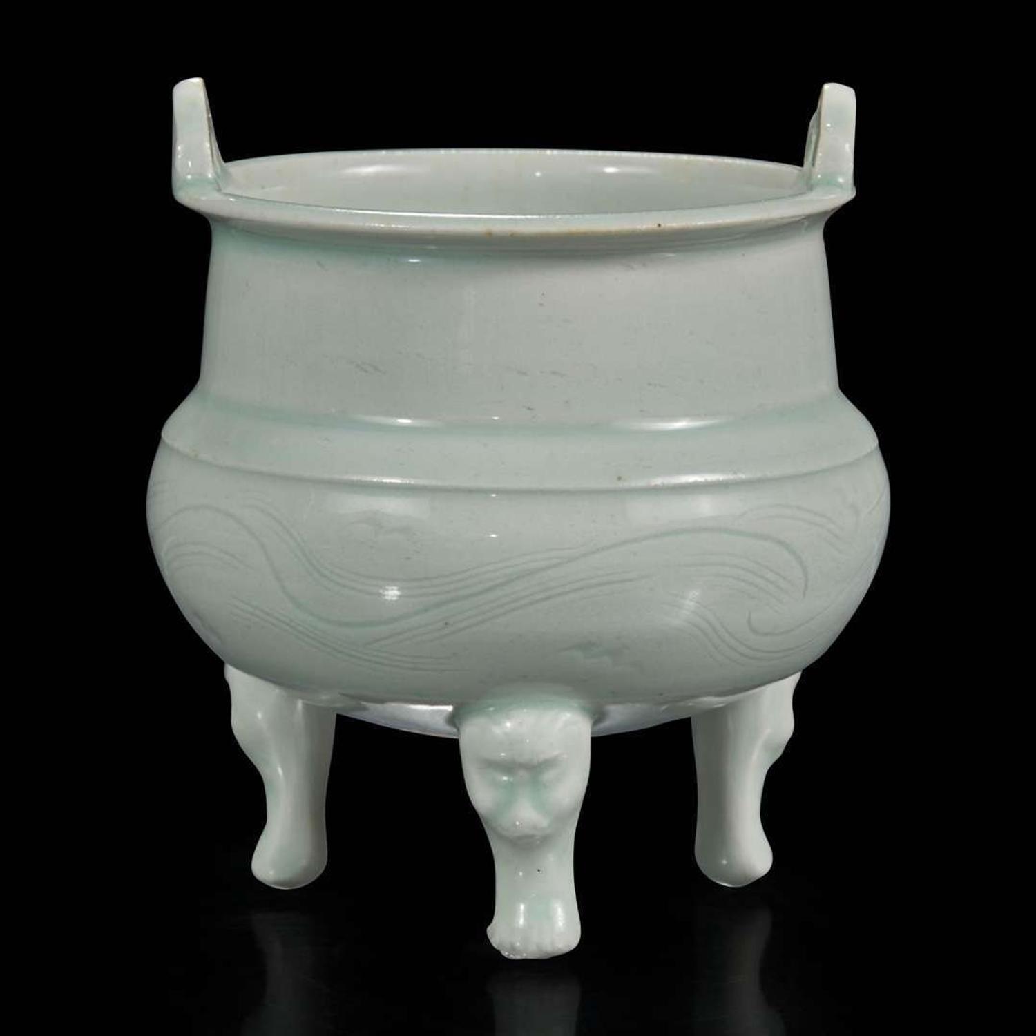 A Chinese Qingbai-type tripod censer 青白釉三足香炉 Northern Song dynasty or later ?????