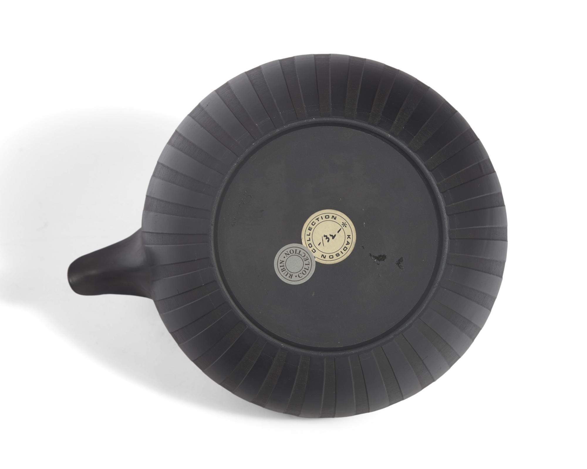 A Wedgwood Black Basalt Rum Kettle and Cover