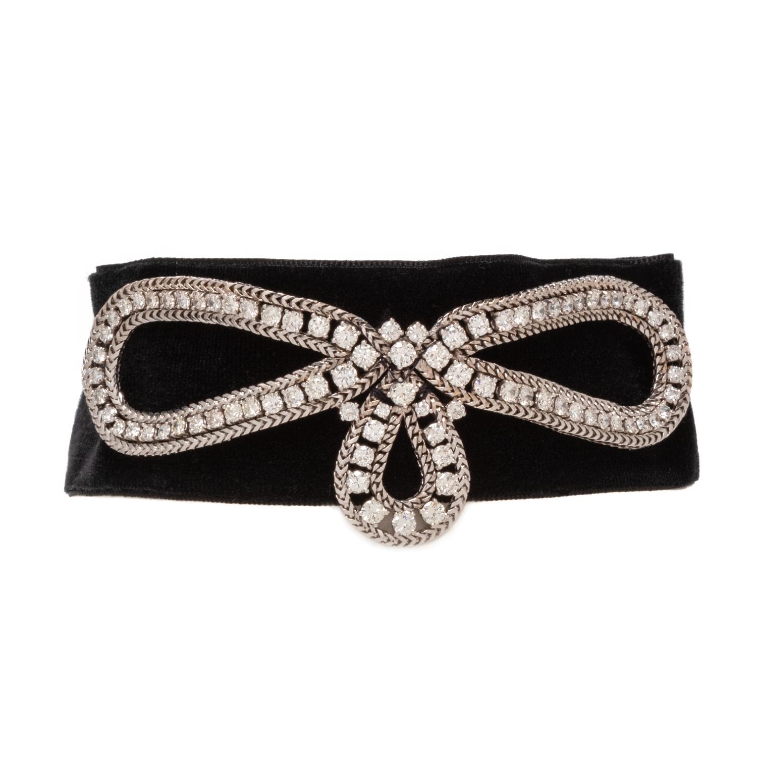 DIAMOND BOW CHOKER NECKLACE