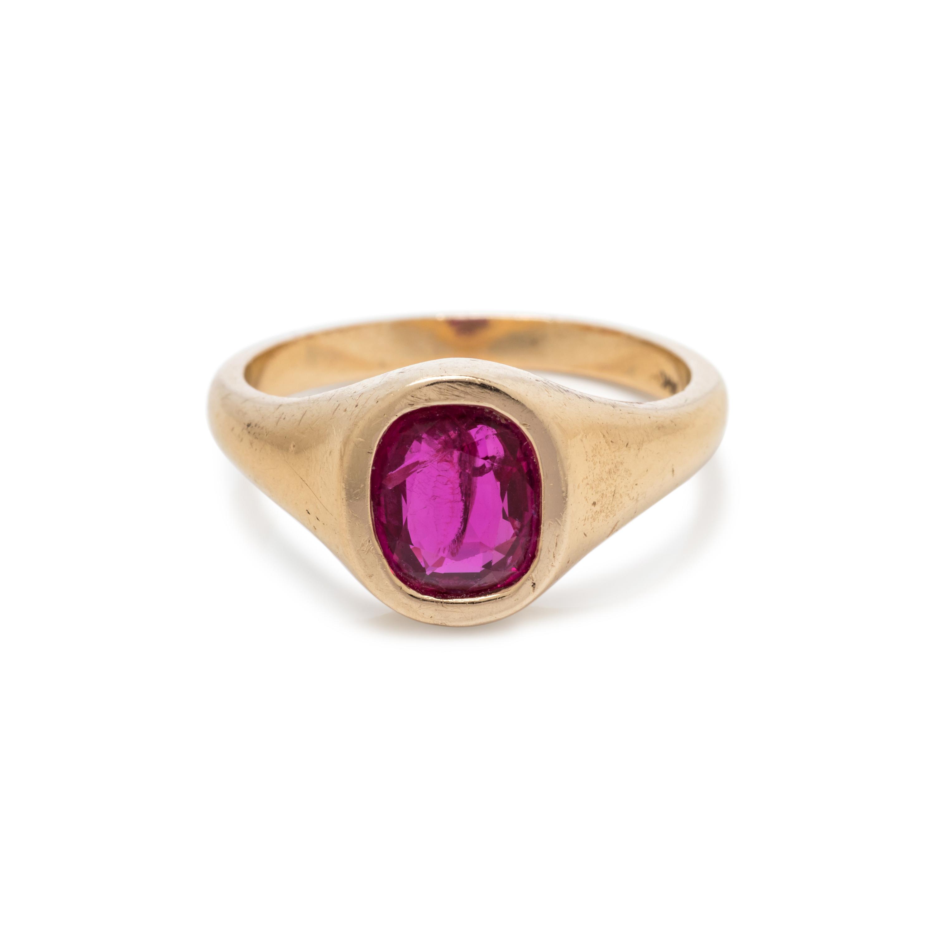 YELLOW GOLD AND GEMSTONE RING