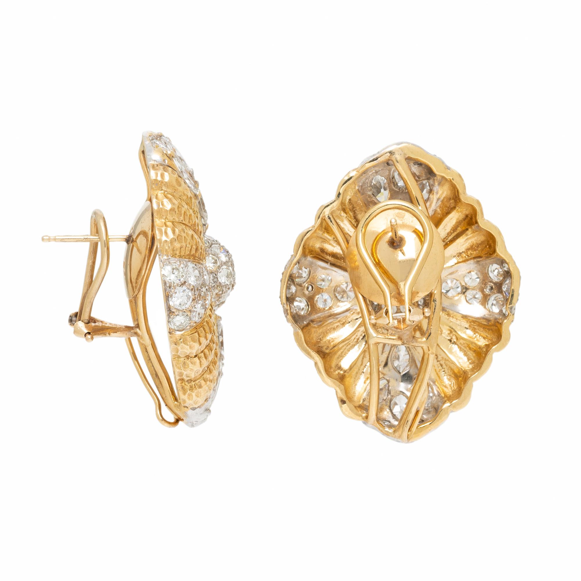 BICOLOR GOLD AND DIAMOND EARRINGS