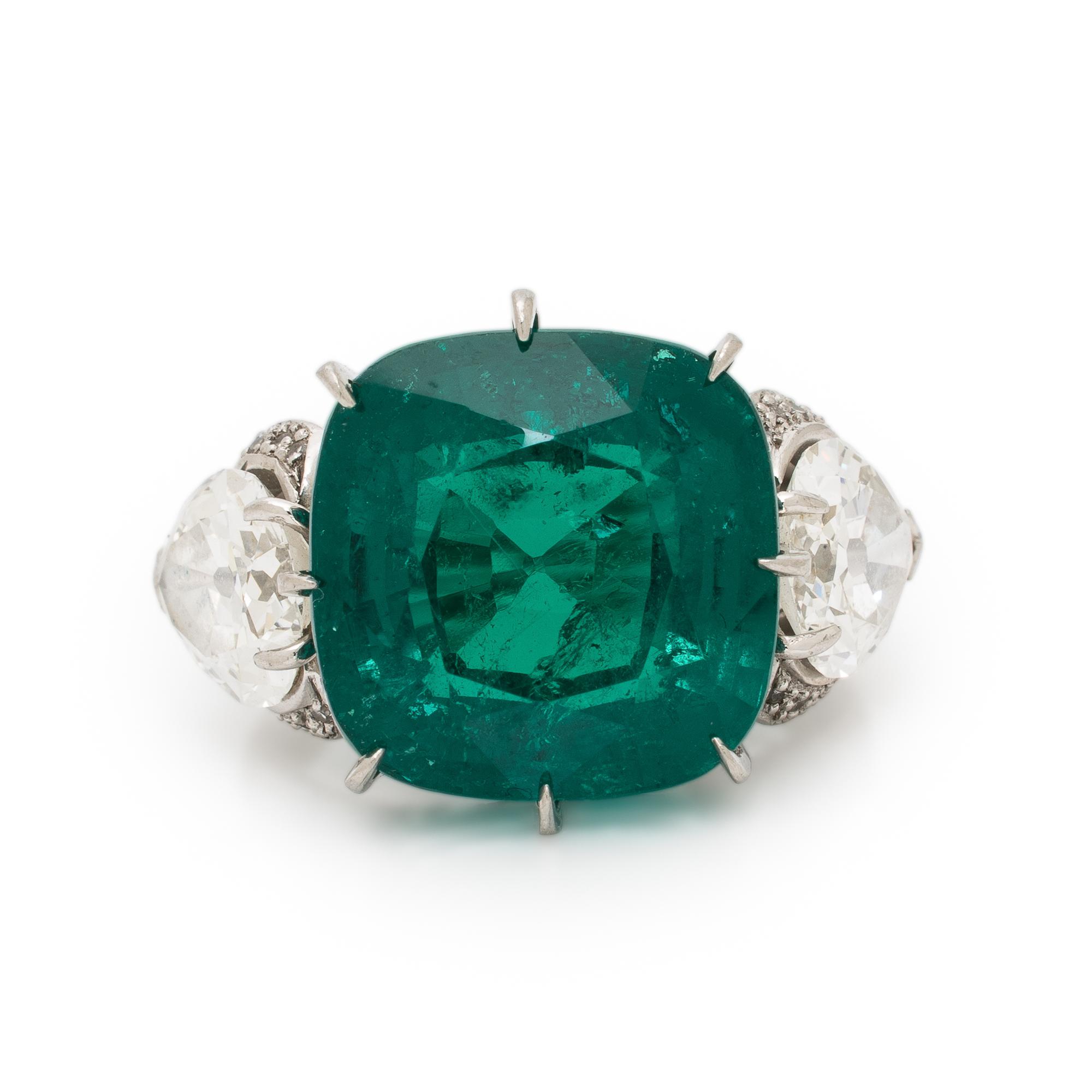 Colombian Emerald, Diamond, and Platinum Ring